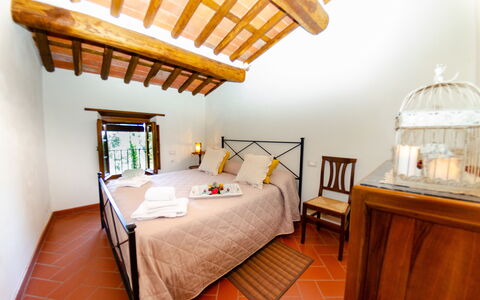 Orto Degli Olivi Proprietà: Slaapkamer, Kamer, Meubilair, Bed, Eigendom, Plafond, Interieur Ontwerp, Gebouw, Laken, Bedding