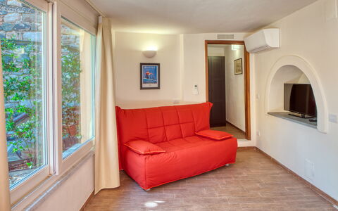 Portovecchio Apartments - Levanto: Interieur Ontwerp, Meubilair, Flooring, Hout, Verdieping, Kamer, Plafond, Bankstel, Woonkamer, Appartement