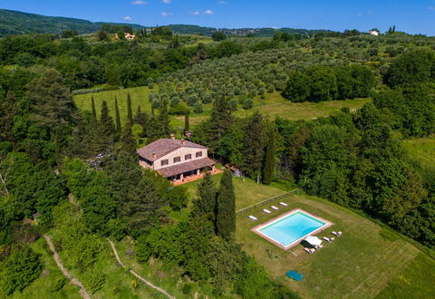 Podere a Lafi: Lucht, Eigendom, Ecoregio, Gebouw, Fabriek, Natuur, Natuurlijk Landschap, Boom, Land Lot, Gras