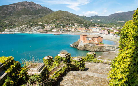 Nina Home - Levanto: Kust, Bergachtig Landvormen, Kust En Oceanic Landvormen, Heuvel, Zee, Berg, Headland, Terrein, Voorgebergte, Toeristische Attractie