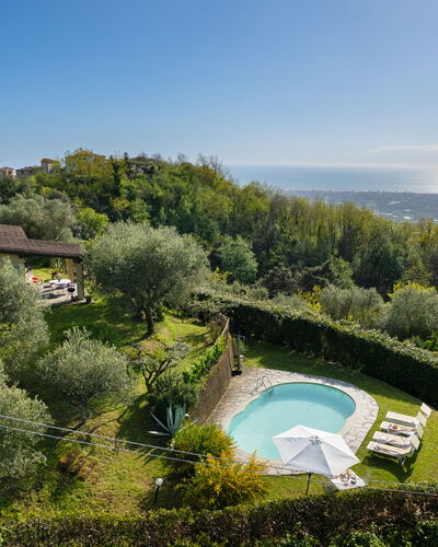 Villa Elisa: Natuurlijk Landschap, Landschap, Zwembad, Tuin, Landgoed, Landscaping, Eco Hotel, Plantage, Villa, Boerderij