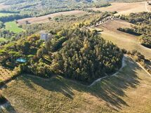 Antico Castello Delle Leggende