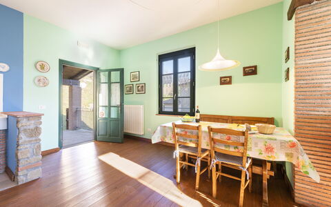 Villa Rosata: Meubilair, Tafel, Hout, Interieur Ontwerp, Architectuur, Flooring, Verdieping, Beits, Woonkamer, Gebouw