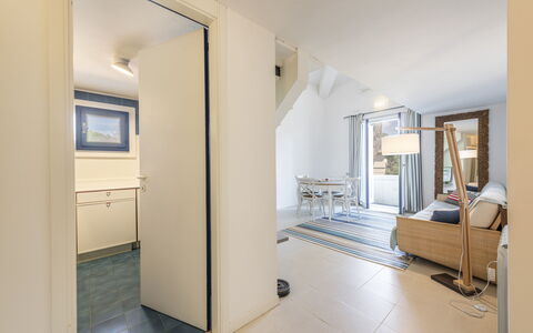 Residenza Morin: Gebouw, Meubilair, Hal, Huis, Hout, Comfort, Fotolijst, Verdieping, Flooring