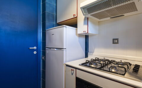 Residenza Morin: Cabinetry, Gasfornuis, Toestel Van De Keuken, Fornuis, Cooktop, Gebouw, Fornuis, Keuken, Hout, Huishoudapparatuur