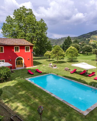 Villa Guasperini: Wolk, Gebouw, Fabriek, Lucht, Eigendom, Venster, Boom, Natuur, Huis, Water