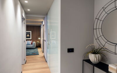 Arts & Crafts Apartments: Comfort, Hout, Interieur Ontwerp, Hal, Gebouw, Flooring, Verdieping, Fabriek, Onroerend Goed