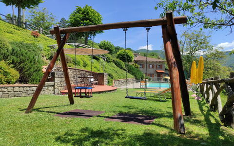 Villa Renaccio: Lucht, Fabriek, Boom, Schaduw, Land Lot, Vrije Tijd, Hout, Landschap, Gras, Recreatie