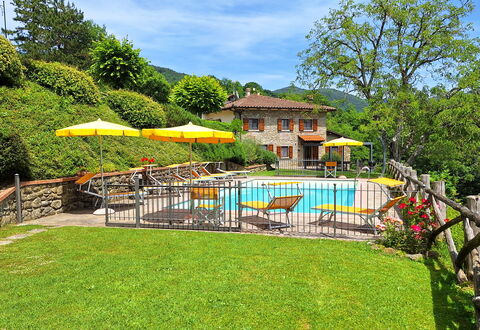 Villa Renaccio: Zwembad, Toevlucht, Menselijke Nederzetting, Eco Hotel, Thermae, Landgoed, Hacienda, Villa, Tuin, Badplaats