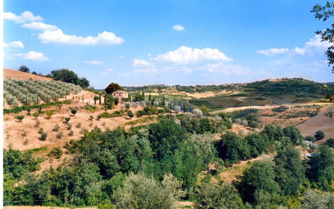 Casa Banditello: Lucht, Wolk, Fabriek, Eigendom, Plantengemeenschap, Ecoregio, Natuurlijk Landschap, Natuurlijke Omgeving, Boom, Land Lot