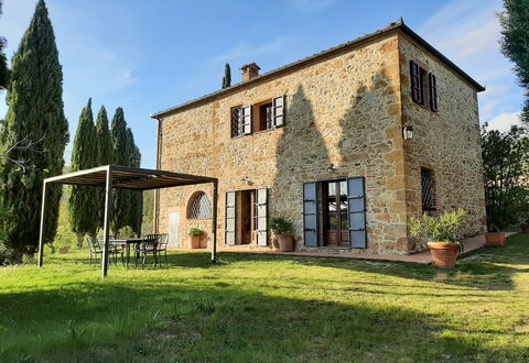 Casa Banditello: Lucht, Fabriek, Gebouw, Venster, Wolk, Boom, Natuurlijk Landschap, Huis, Land Lot, Bloempot