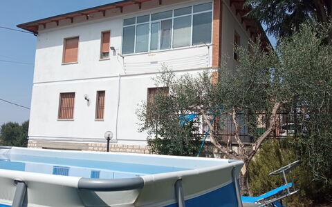 Casa Della Selce: Eigendom, Venster, Gebouw, Fabriek, Lucht, Huis, Boom, Architectuur, Buitenmeubels, Woongebied