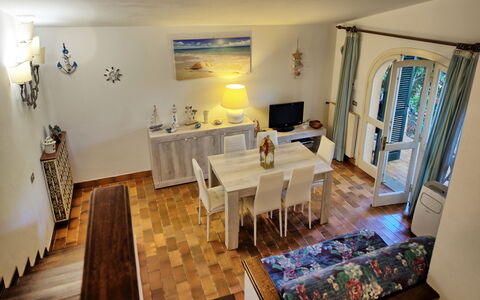 Le Dune: Tafel, Eigendom, Meubilair, Decoratie, Hout, Stoel, Woonkamer, Flooring, Interieur Ontwerp, Verdieping