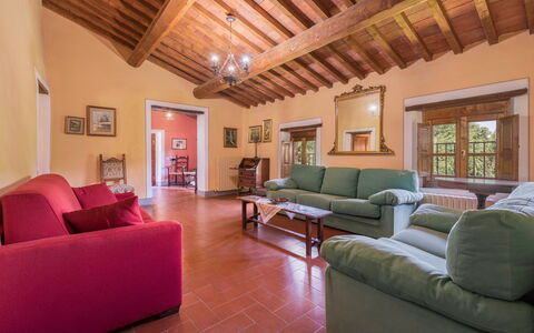 Fonte Nuova - Badia Agnano, Toscana: Meubilair, Bankstel, Tafel, Comfort, Flooring, Venster, Architectuur, Fotolijst, Woonkamer, Verdieping