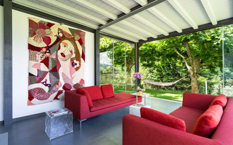 Luxury Green Marignana Villa, Versilia, Pool, Ac,: Eigendom, Meubilair, Bankstel, Fabriek, Interieur Ontwerp, Decoratie, Woonkamer, Schaduw, Comfort, Muur