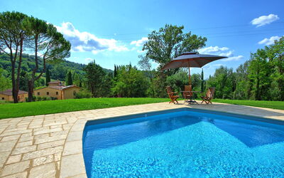 Pimpinella Apartments