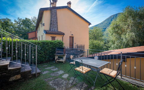 La Vecchia Fornace La Piastra Apartments - Abetone: Lucht, Wolk, Eigendom, Gebouw, Fabriek, Hout, Boom, Venster, Verblijf, Huis