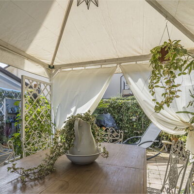 La Bouganville, Forte Dei Marmi, Private Garden, W: Bloempot, Schaduw, Outdoor Structuur, Stoel, Tuin, Kamerplant, Buitenmeubels, Patio, Binnenplaats, Werf