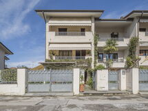 La Bouganville, Forte Dei Marmi, Private Garden, W