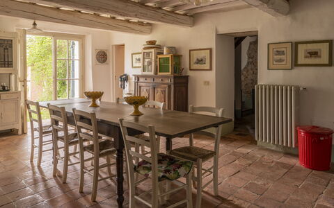 La Casa Dei Limoni, Camaiore, Pet Friendly, Wifi: Meubilair, Interieur Ontwerp, Flooring, Muur, Tafel, Hout, Stoel, Keuken En Eettafel, Eetkamer, Verdieping