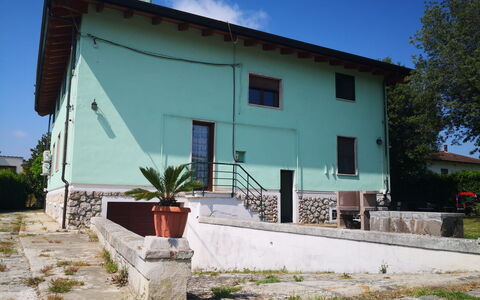 Franco House With Pool: Fabriek, Lucht, Gebouw, Venster, Azure, Deur, Huis, Schaduw, Land Lot, Verblijf