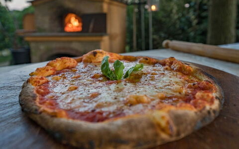 Villa Marlia: Voedsel, Tableware, Ingrediënt, Tafel, Bord