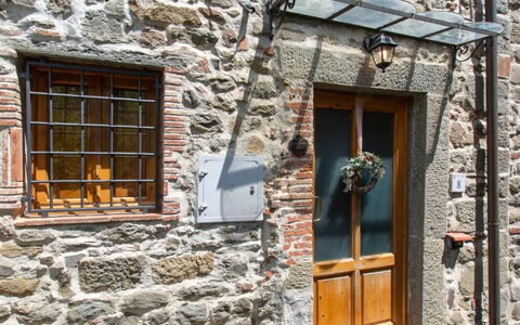 Casa Il Sogno With Private Jacuzzi In Pescia