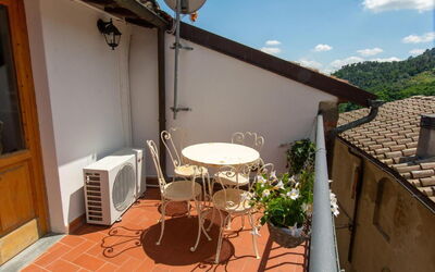 Casa Il Sogno With Private Jacuzzi In Pescia