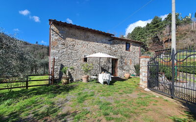 Il Cantuccio: Lucht, Wolk, Fabriek, Eigendom, Gebouw, Boom, Land Lot, Landelijk Gebied, Verblijf, Gras