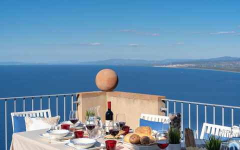 Sunset Sea View, Baratti, Populonia, Wifi, Ac: Water, Lucht, Tafel, Tableware, Voedsel, Eigendom, Meubilair, Blauw, Wolk, Stoel