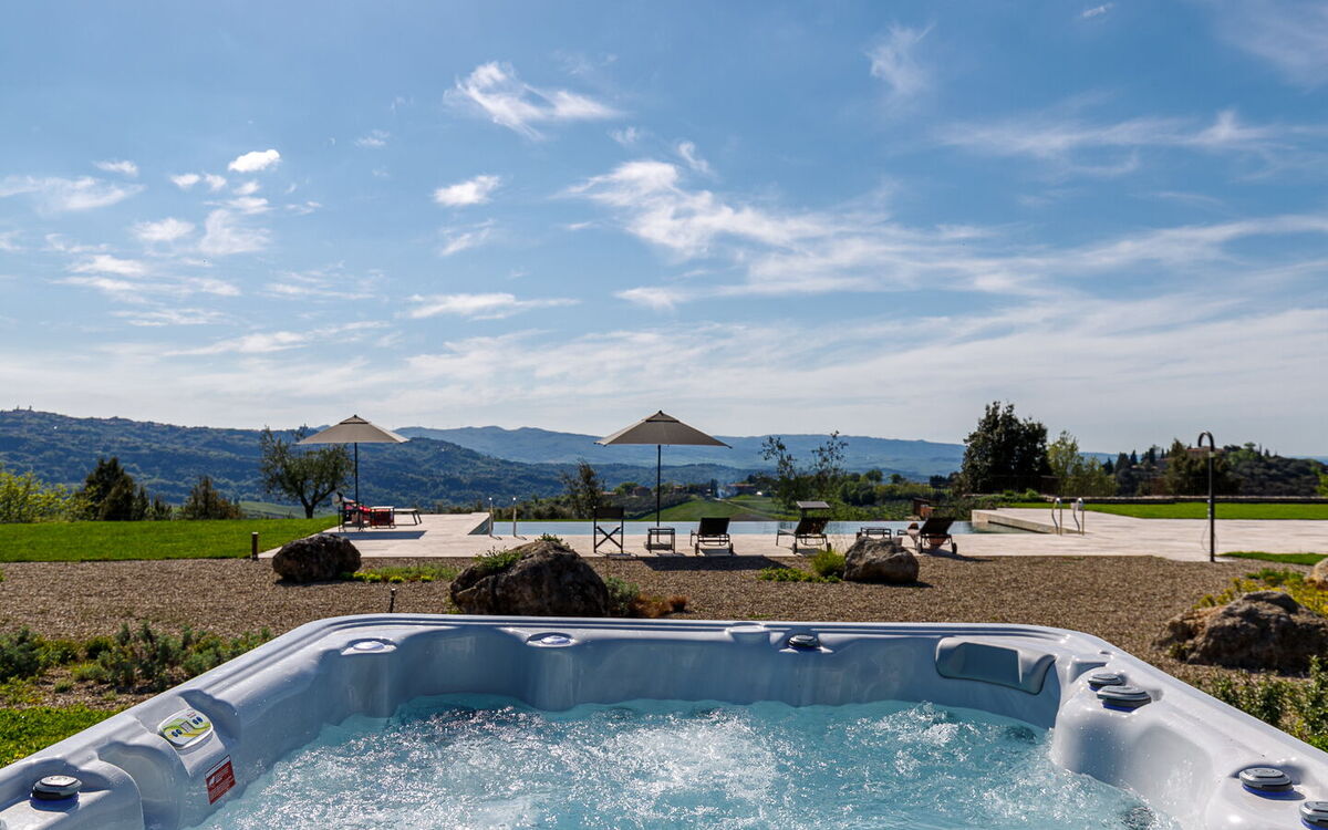 Villa Velari In Volterra With Private Pool, Ac