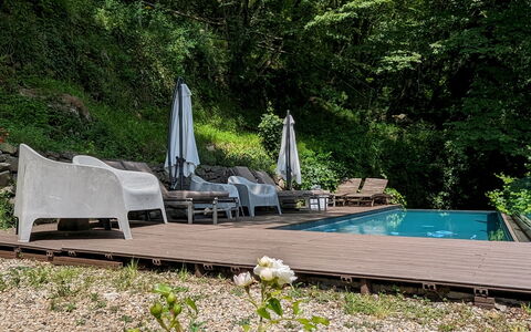 Mulino Morandi: Fabriek, Bloem, Plantengemeenschap, Natuurlijk Landschap, Boom, Hout, Buitenmeubels, Vegetation, Struik, Groundcover