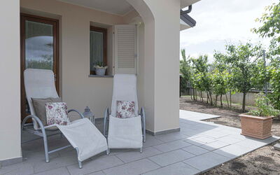 Cuore Toscano: Eigendom, Fabriek, Schaduw, Verlichting, Architectuur, Interieur Ontwerp, Stoel, Hout, Verdieping, Onroerend Goed