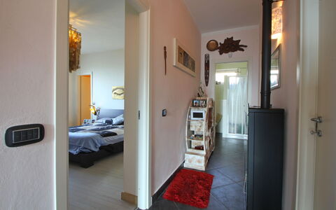 Panorama: Eigendom, Fotolijst, Comfort, Interieur Ontwerp, Deur, Hout, Hal, Flooring, Onroerend Goed, Gebouw