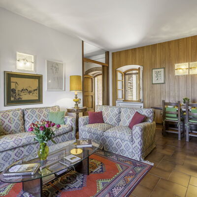 Casa Martina, Piazza Delle Erbe, San Gimignano: Meubilair, Interieur Ontwerp, Flooring, Bankstel, Verdieping, Kamer, Plafond, Tafel, Woonkamer, Verlichting