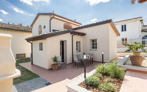 Villacolle 1, Poggio a Caiano, Hot Tub, Wifi, Ac: Fabriek, Wolk, Gebouw, Lucht, Eigendom, Venster, Deur, Huis, Land Lot, Interieur Ontwerp