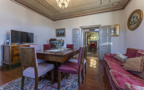 Orazio Liberty House,Lunigiana, Nature: Meubilair, Fotolijst, Tafel, Hout, Verlichting, Interieur Ontwerp, Verdieping, Flooring, Stoel, Gebouw