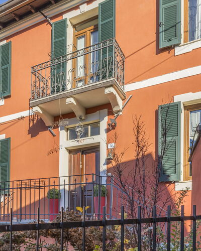 Orazio Liberty House,Lunigiana, Nature: Venster, Gebouw, Eigendom, Fabriek, Hek, Lucht, Hout, Buurt, Muur