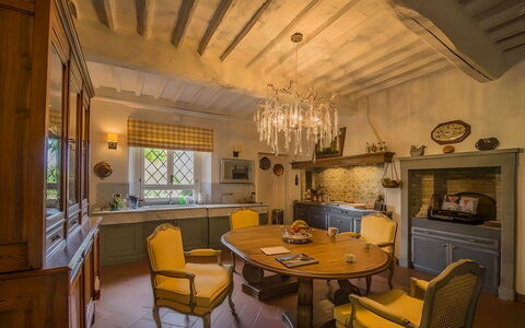 Villa Bongi: Meubilair, Interieur Ontwerp, Hout, Stoel, Flooring, Tafel, Plafond, Verlichting, Huis, Keuken