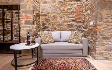 Maccari Suite: Meubilair, Interieur Ontwerp, Flooring, Bankstel, Verdieping, Woonkamer, Kamer, Koffietafel, Kussen Gooien