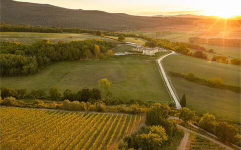 La Capanna, Borgo Campassini, Monteriggioni: Landschap, Natuurlijk Landschap, Plain, Hoogland, Grasland, Ecoregio, Land Lot, Plantage, Landelijk Gebied, Veld