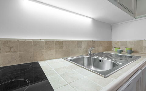 Le Volte, Borgo Campassini, Monteriggioni: Keuken, Countertop, Plafond, Interieur Ontwerp, Major Appliance, Toestel Van De Keuken, Flooring, Verlichting, Lichte Inrichting, Verdieping