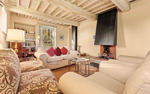 Terra Quercus: Meubilair, Interieur Ontwerp, Flooring, Bankstel, Muur, Verdieping, Kamer, Hout, Plafond, Woonkamer