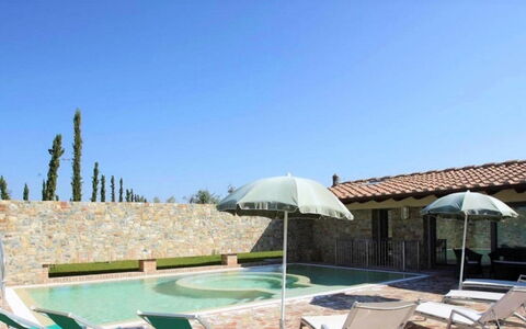 Villa la Tabaccaia: Zwembad, Architectuur, Samengesteld Materiaal, Toevlucht, Buitenmeubels, Landgoed, Schaduw, Hacienda, Eco Hotel, Villa