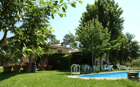 Casalunga: Tuin, Backyard, Gazon, Schaduw, Buitenmeubels, Werf, Stoel, Hacienda, Landgoed, Landscaping