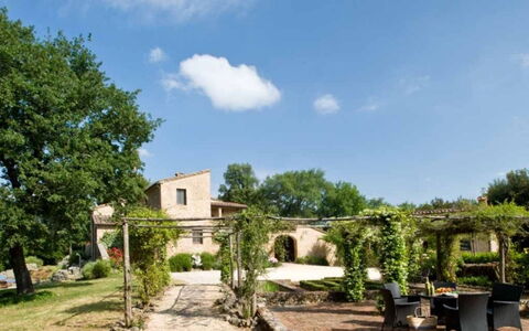 Villa Pipirelli: Struik, Woongebied, Huis, Tuin, Verblijf, Landgoed, Hacienda, Backyard, Schaduw