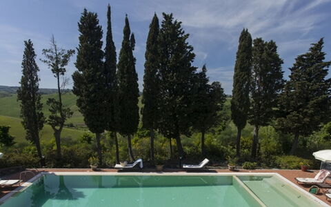 Villa Santa Virginia: Zwembad, Buitenmeubels, Eco Hotel, Toevlucht, Stoel, Ligstoel, Villa, Badplaats, Landscaping, Hacienda