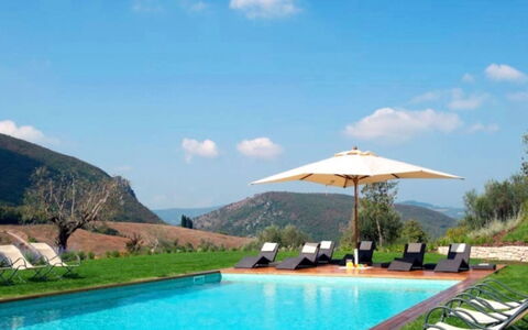 Villa del Cammino: Bergachtig Landvormen, Zwembad, Berg, Heuvel, Natuurlijk Landschap, Hoogland, Bergketen, Landschap, Buitenmeubels, Heuvel Station