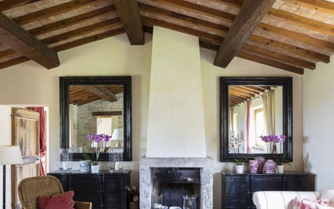 Villa Torre: Meubilair, Muur, Interieur Ontwerp, Hout, Flooring, Plafond, Verdieping, Verlichting, Woonkamer, Huis