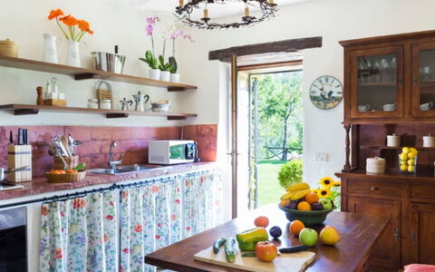 Villa Savino: Interieur Ontwerp, Meubilair, Keuken, Verlichting, Huis, Cabinetry, Countertop, Kamer, Kast, Lichte Inrichting